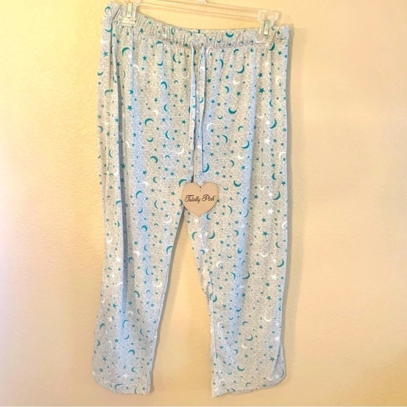 NWT Pajama Pants Large (Girls) Totally Pink Grey w/ Teal and White Moons Stars - Picture 1 of 10